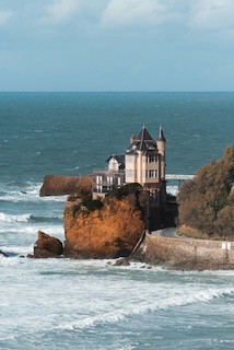 House set on cliff top